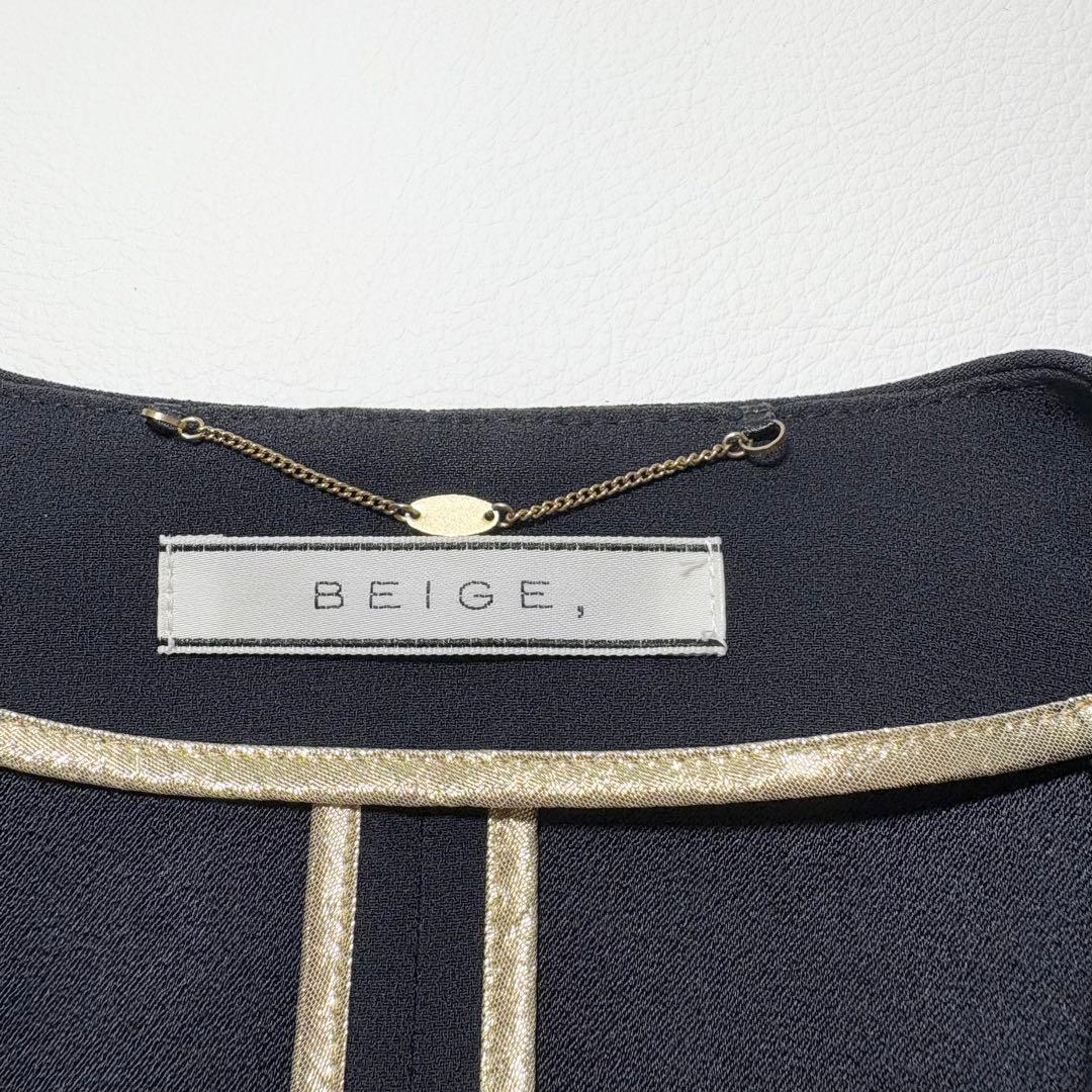 Beige, ベイジ CINDY ノーカラージャケット 近年 ネイビー サイズ2