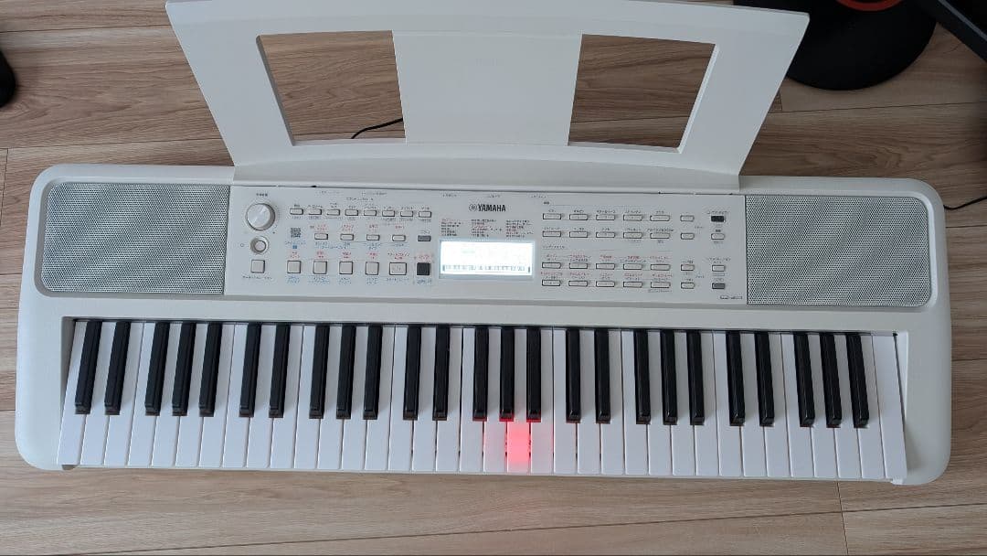 美品YAMAHA ヤマハ 光る 電子キーボード 電子ピアノ EZ-310