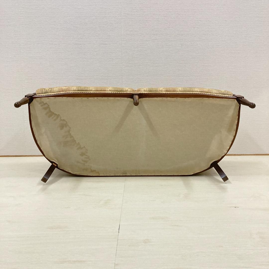 【マルニ】ケントコート KENT COURT　２人掛けソファ　鋲打ち　クラシック