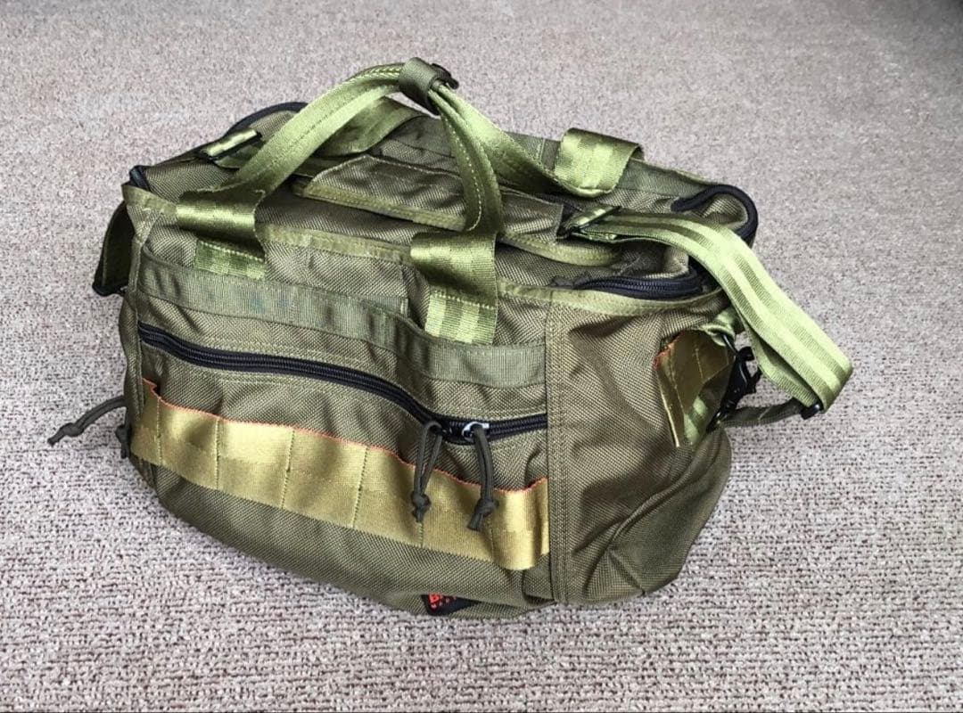 モモ様　ブリーフィング　ボストンバック