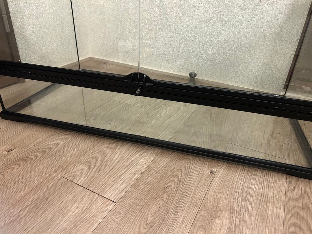 【東京都江戸川区直接引取のみ】GEX エキゾテラ グラステラリウム9060