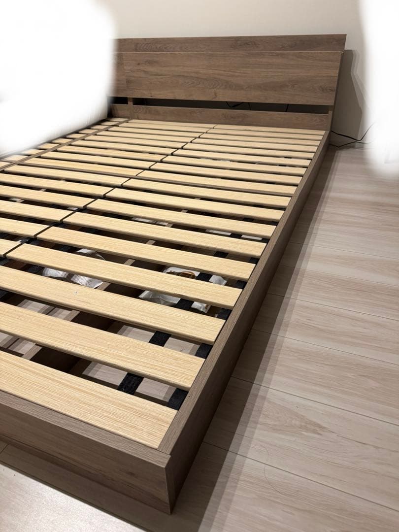 ベッドフレーム ローベッド セミダブル ① 送料込み