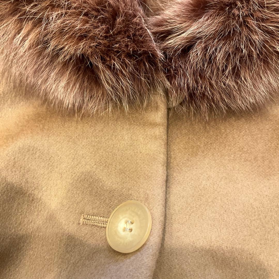 カシミヤ　ファー付きポンチョ