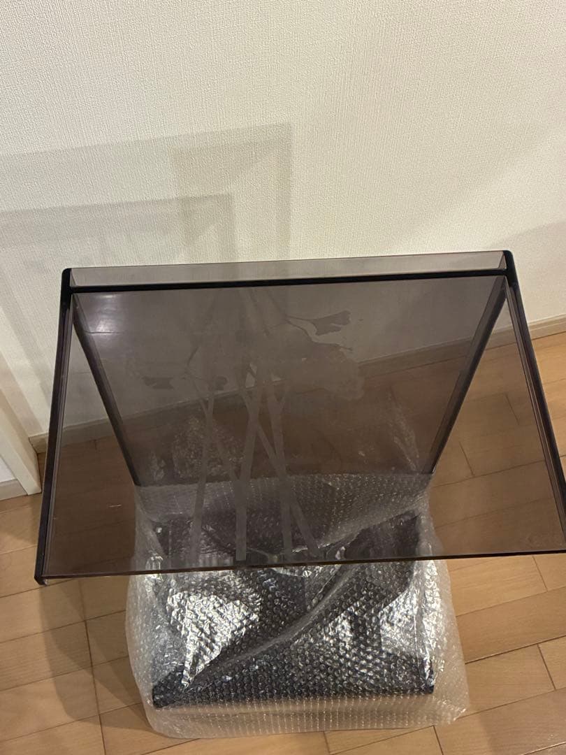 イタリア製　廃盤　Kartell Usame グレー