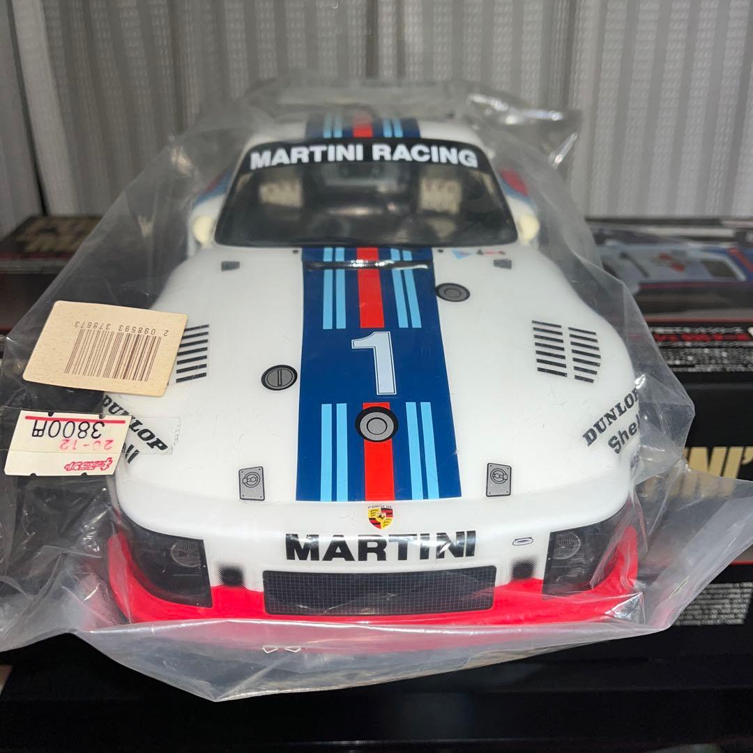 新品　タミヤRCタムテックギアPorsche 935 ➕完成品ボディ，2点です。
