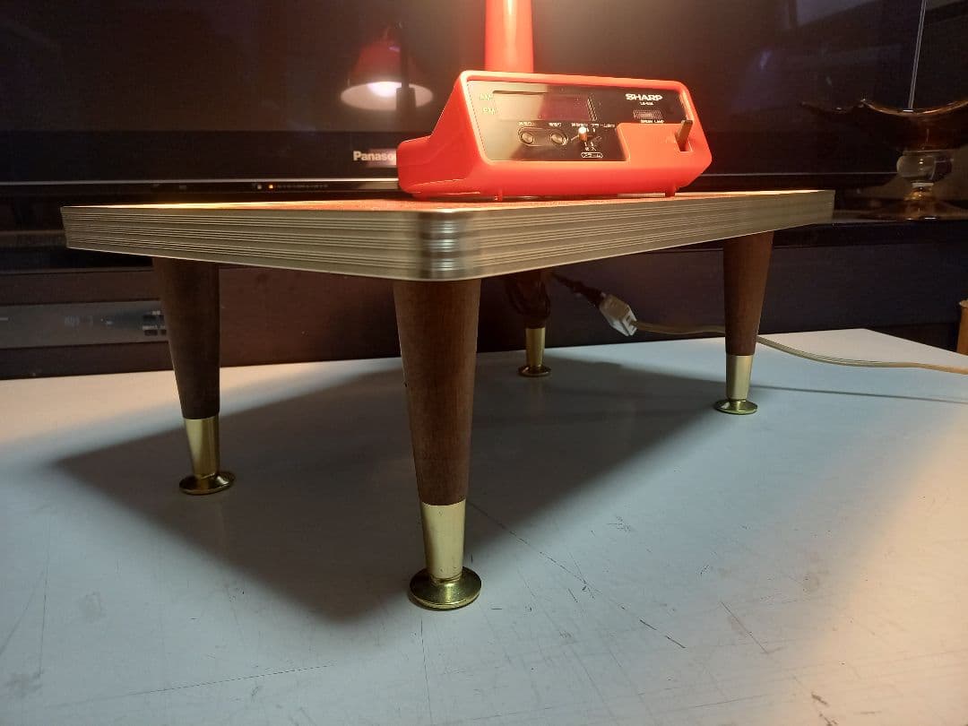 チャルメラ　様売約済　スペースエイジ　フレーク　デザイン　赤　サイド　テーブル