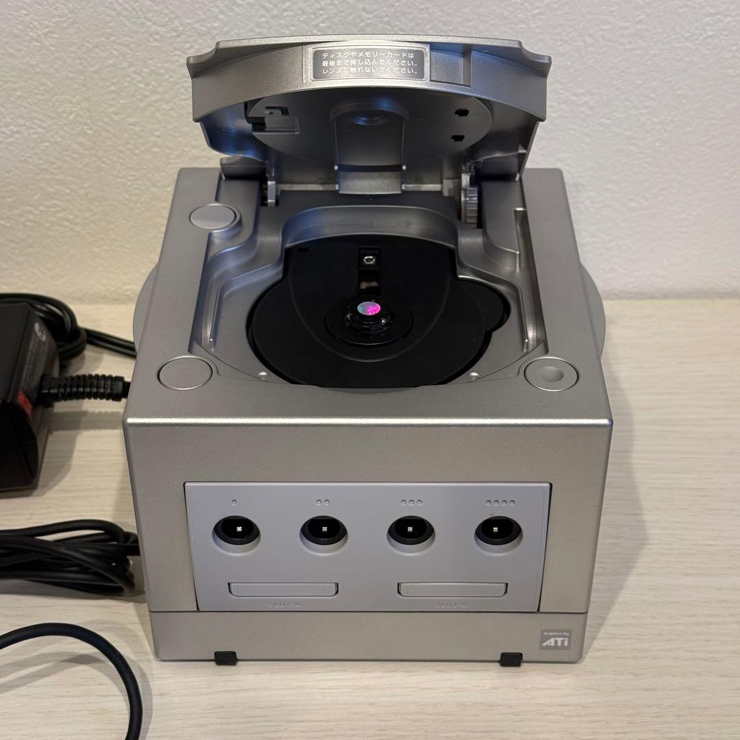 【美品】ゲームキューブ 本体 シルバー 箱付き