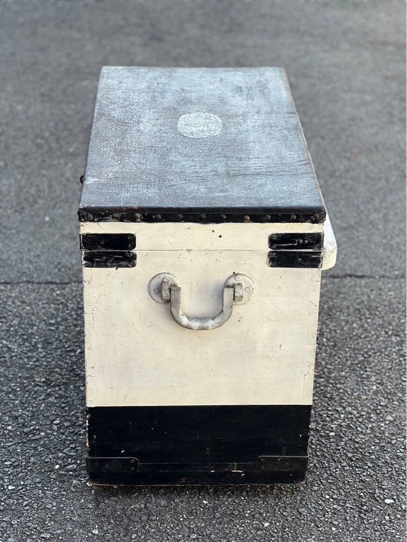 収納トランク