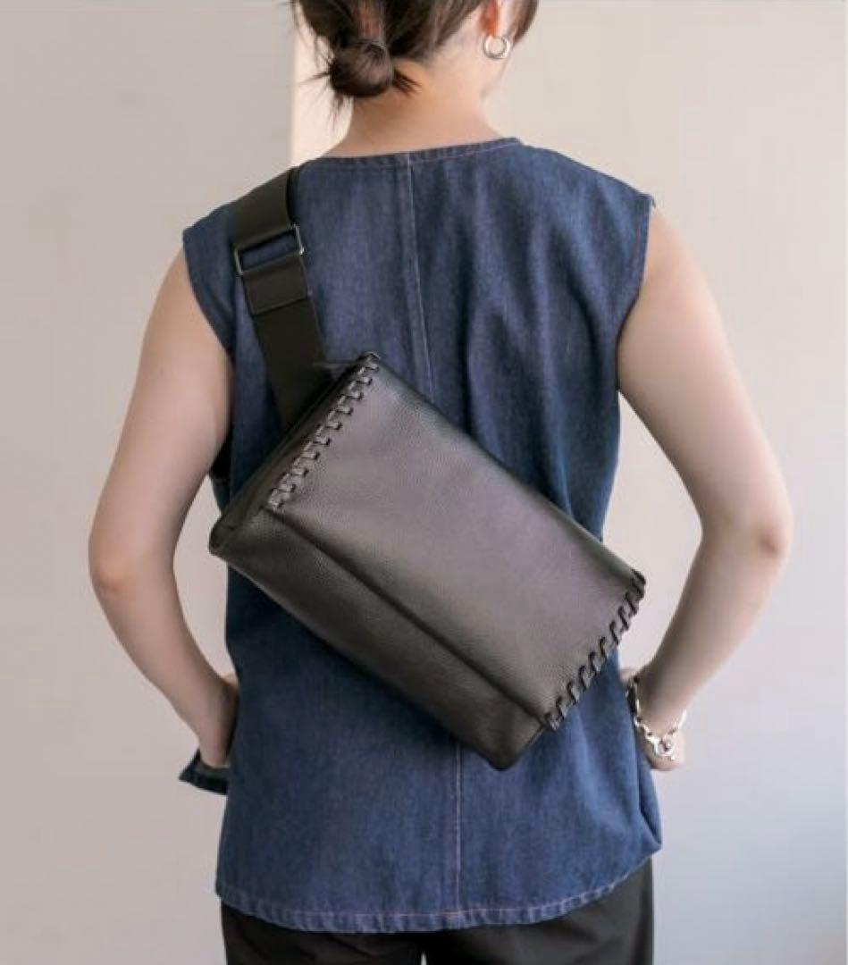 新品ear PAPILLONNER／柄ワイドテープショルダーバッグ／ボディバッグ