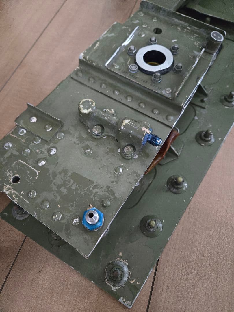 実物　F-4EJ　 最終値下げ　油圧機器室ドア　ジャンク