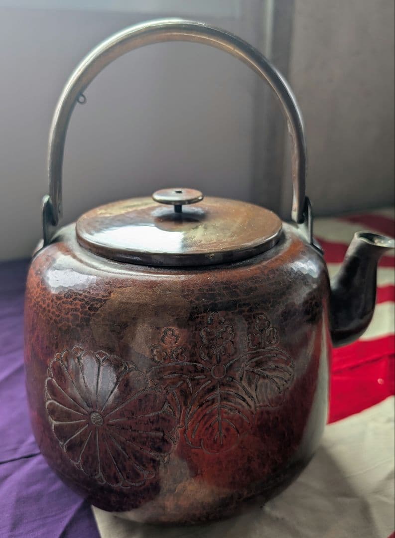 やかん　工芸品　天皇　皇后　明治時代