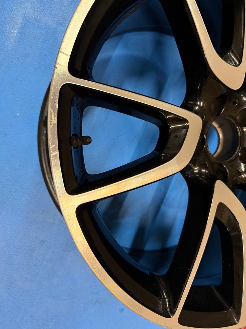 メルセデスAMG21インチ9.5j/+22 ハブ約67㎜ 2本 ガリキズあり