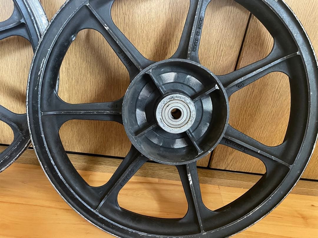 z400fx純正ホイール前後セット