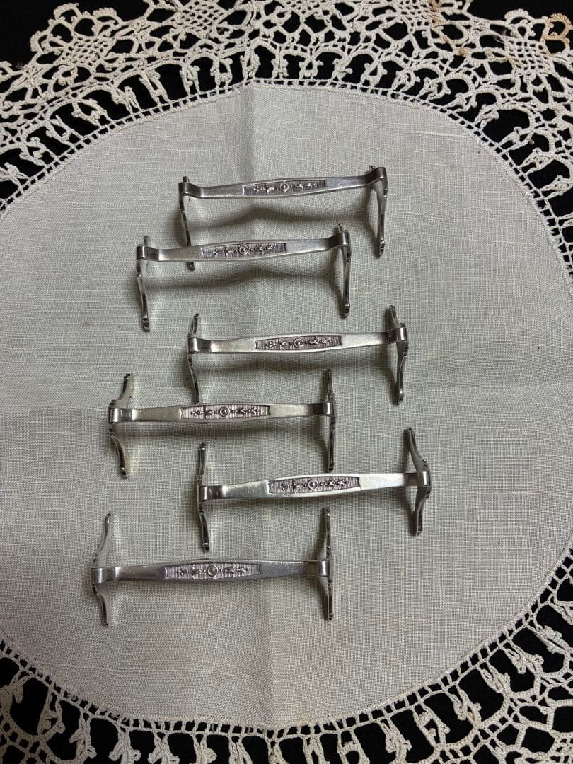 フランスアンティーク　アルフェニドのコキーユのデザイン　ナイフレスト 6本