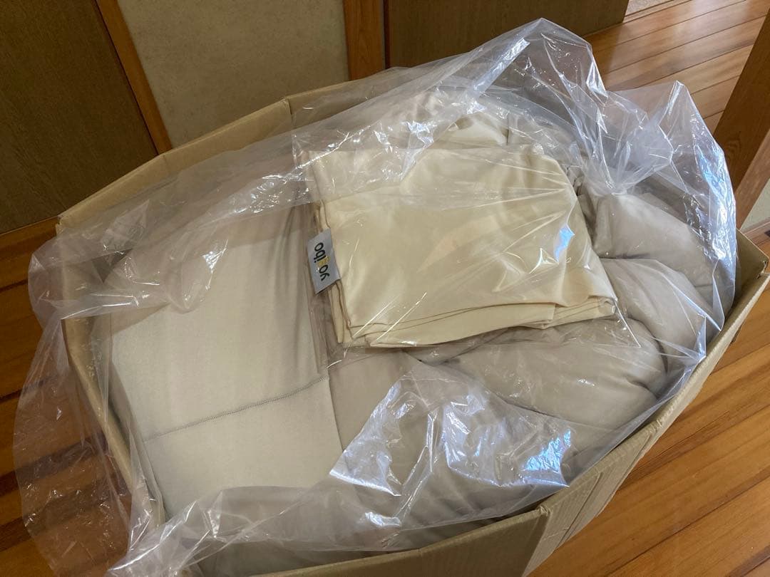 ヨギボーミディ　Yogibo Midi クリームホワイト　★送料込み★