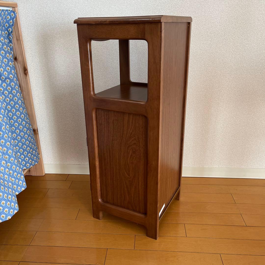 アンティーク風★かわいい木製チェスト　サイドテーブル