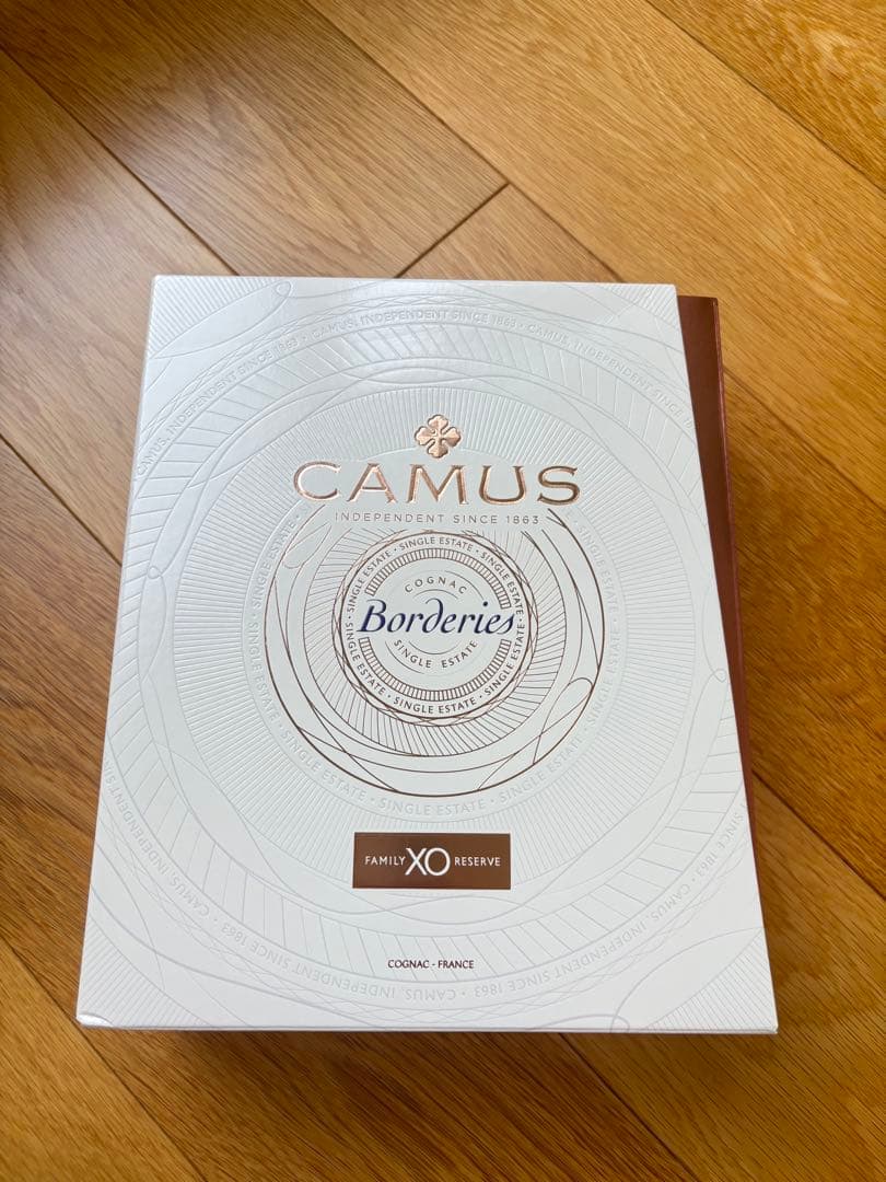 Y*a様 CAMUS Borderies XO 700ml ギフトボックス入り
