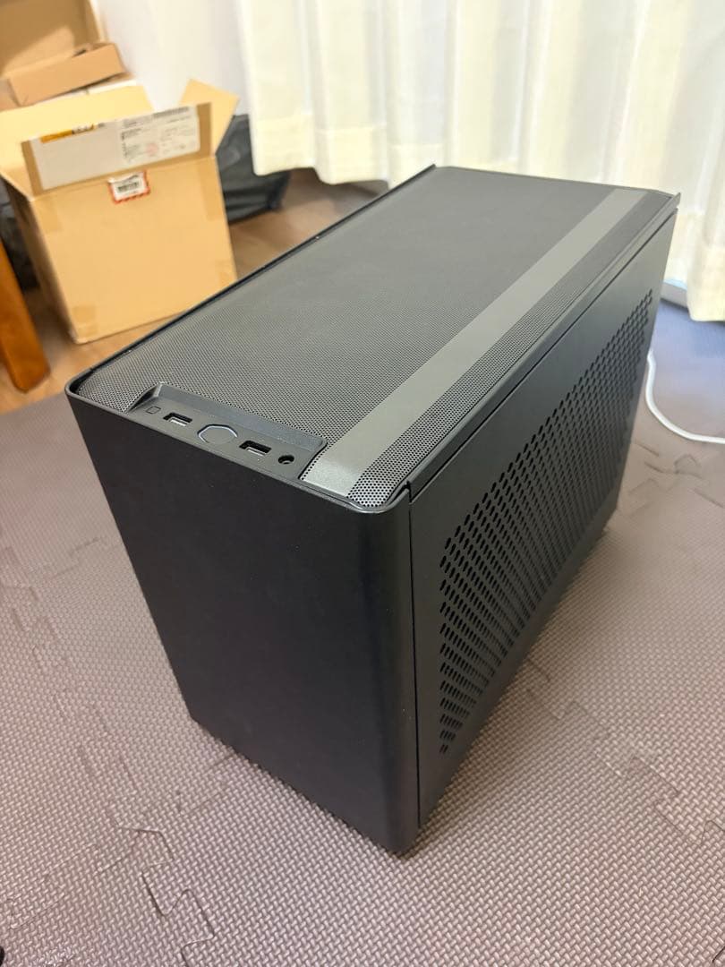 超安い価格 NR200 ブラック + CPU ファン RGB