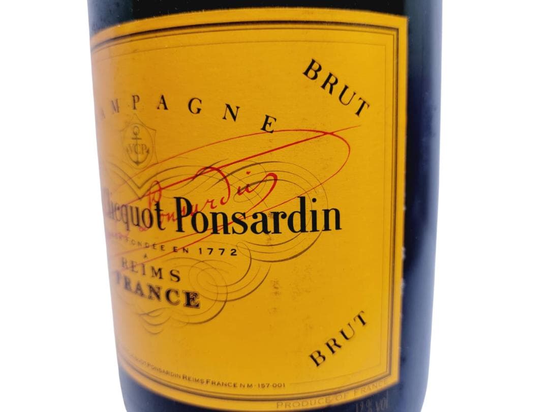 【ログアウト】ヴーヴクリコ イエローラベル ブリュット