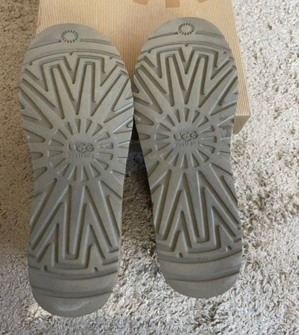 ききらら様　UGG アグ ブーツ Classic MINI サイズ8