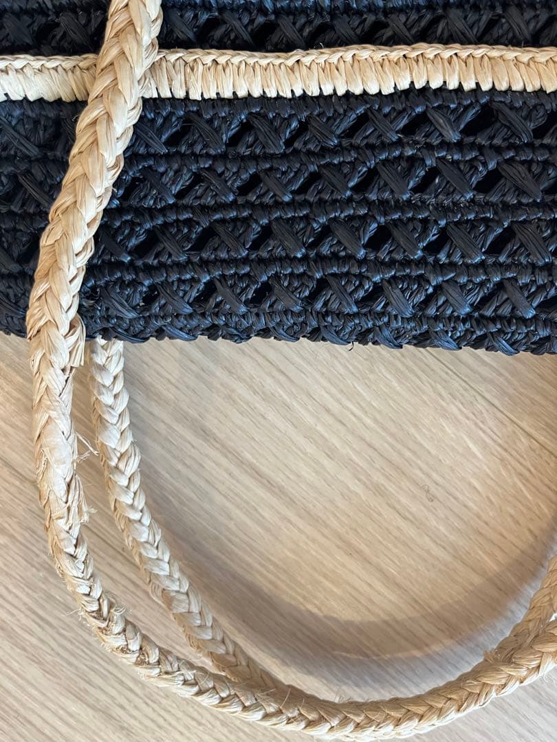 最終価格MAISON N.H ブラックかごバッグラフィア　定価4万弱美品