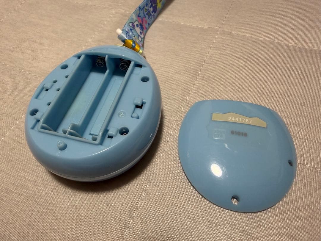 たまごっちみーつ メルヘンみーつver. ブルー ストラップ付き