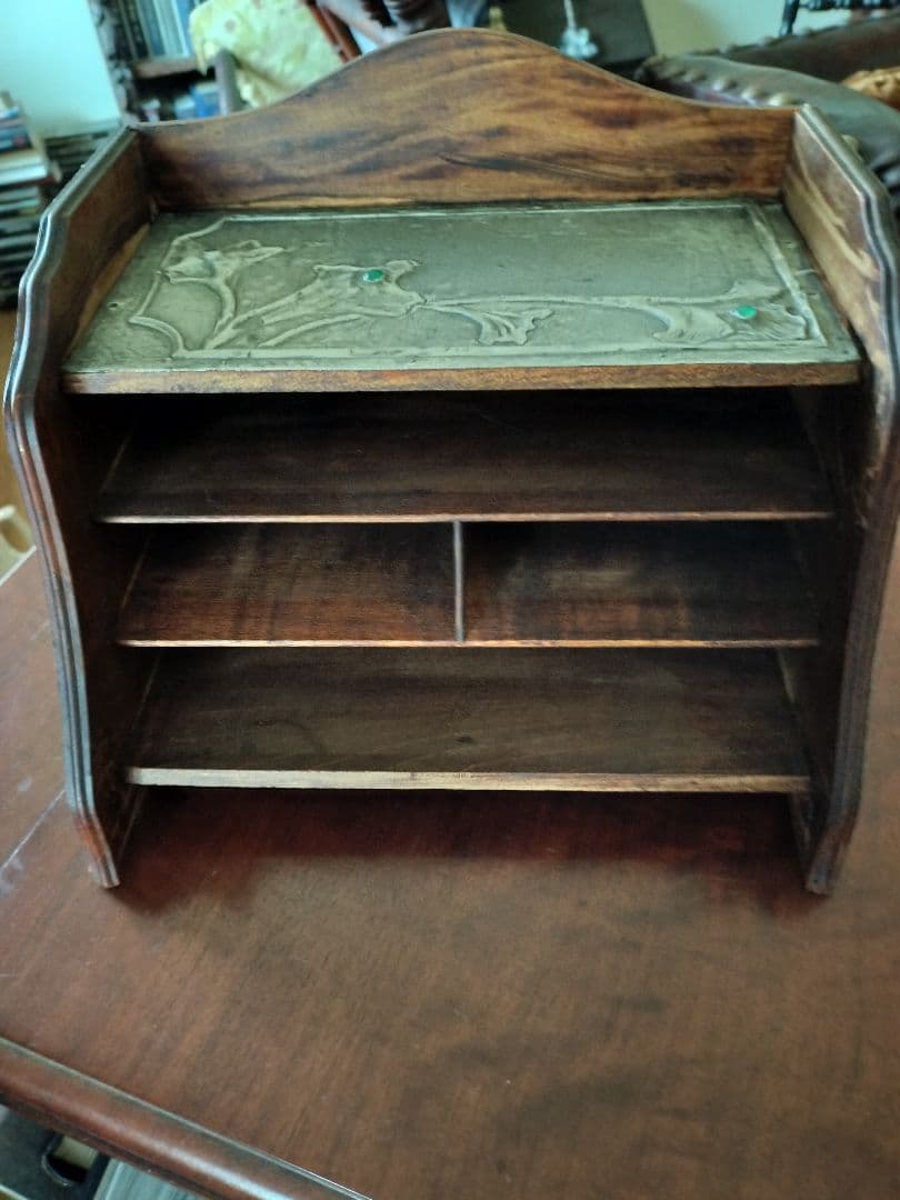 フランスアールヌーボの小棚アンティーク