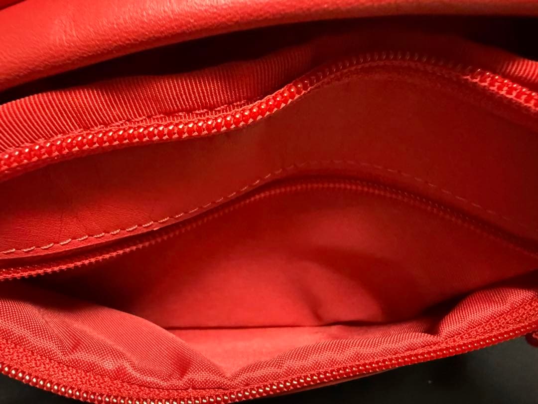バッグ Supreme Leather Waist Bag Red
