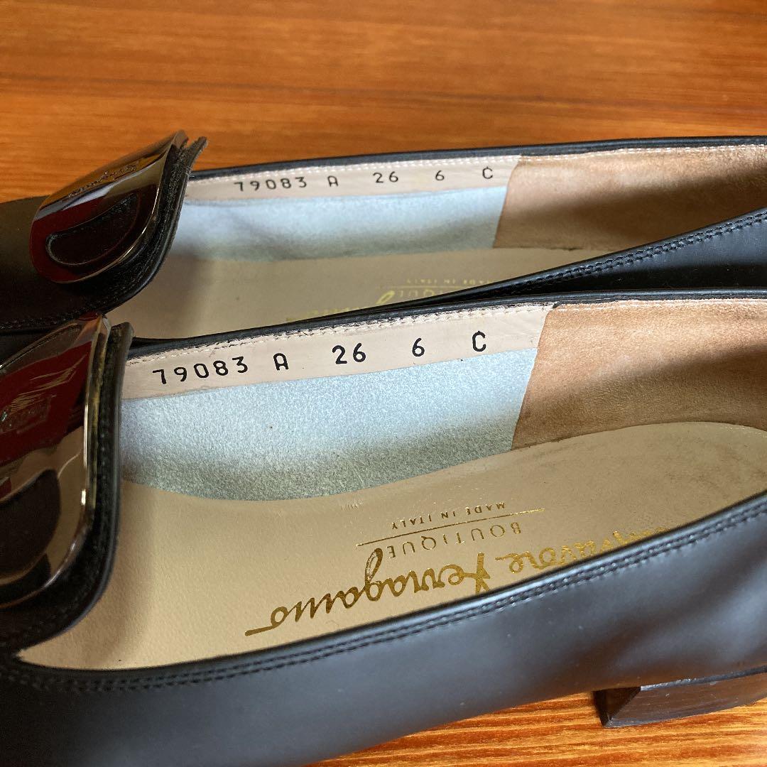 フェラガモ　ローヒールシューズ　23cm 黒　お値下げ