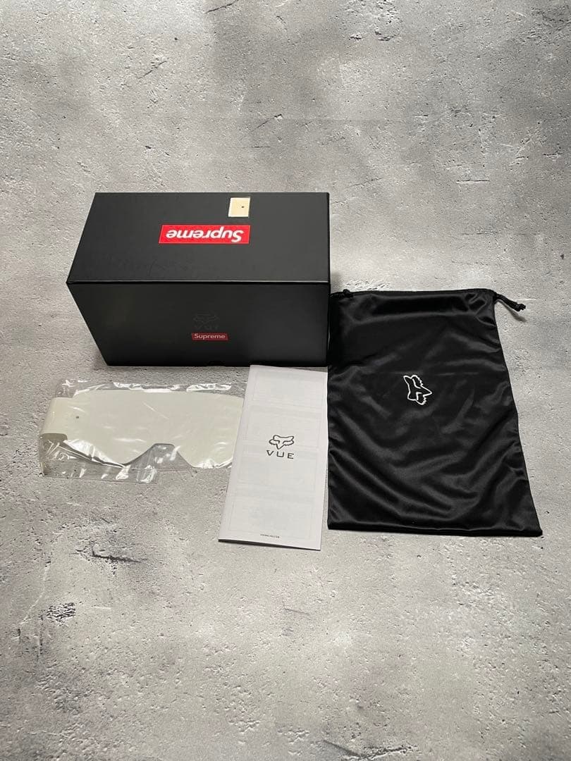 特典【 Supreme 】Fox Racing Vue Goggles RED