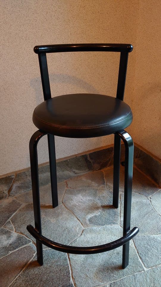 黒のバースツール　カウンタースツール　チェアー　昭和レトロ　ヴィンテージ