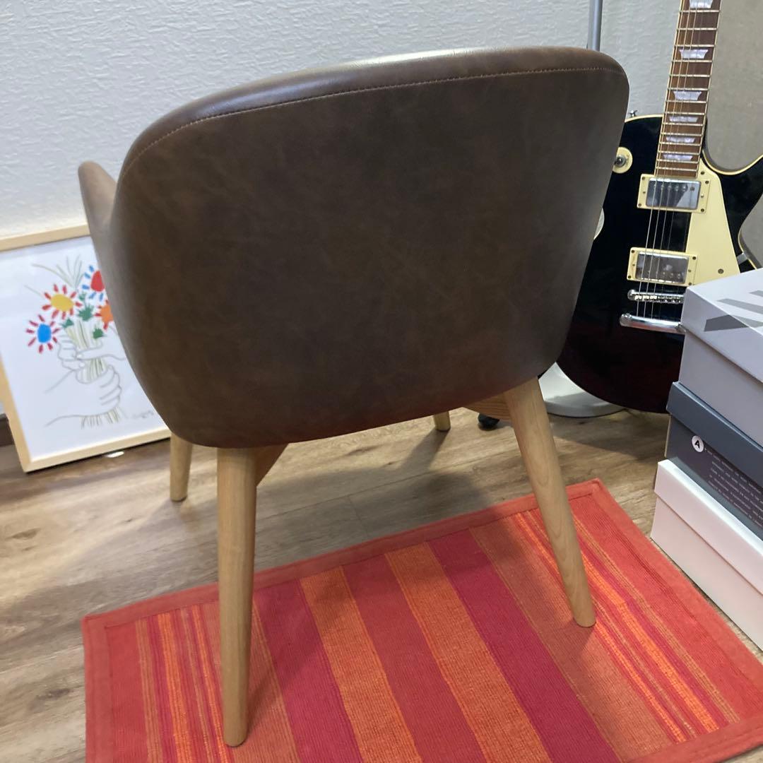 【美品】CARA ダイニングチェア ブラウン 合皮