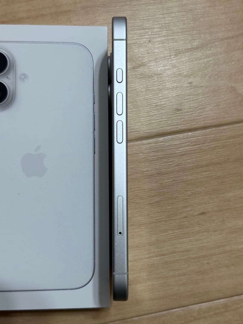 Apple iPhone 16 ホワイト 128GB