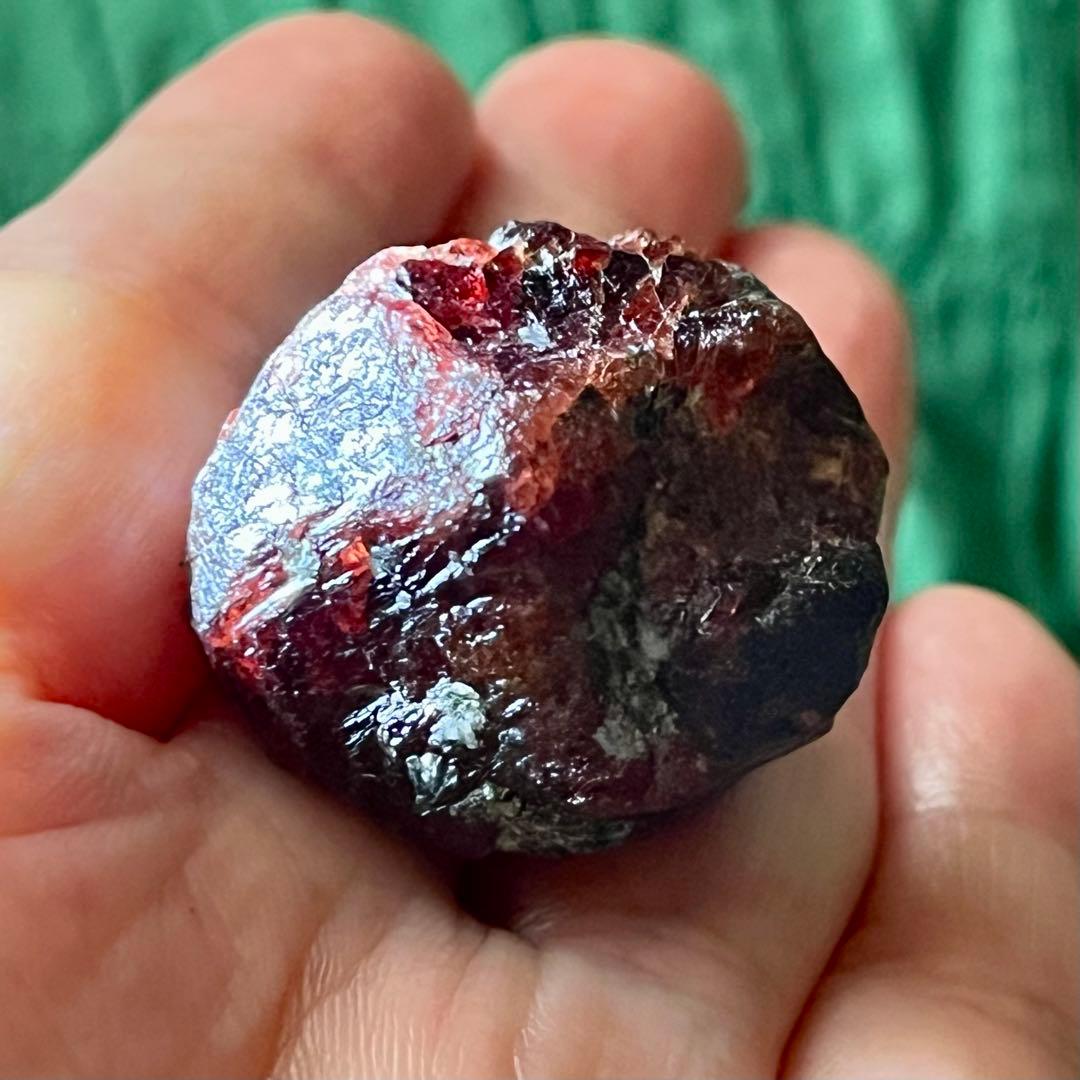 巨大 レッド ガーネット 163.65ct 原石 鉱物 天然石 パワーストーン