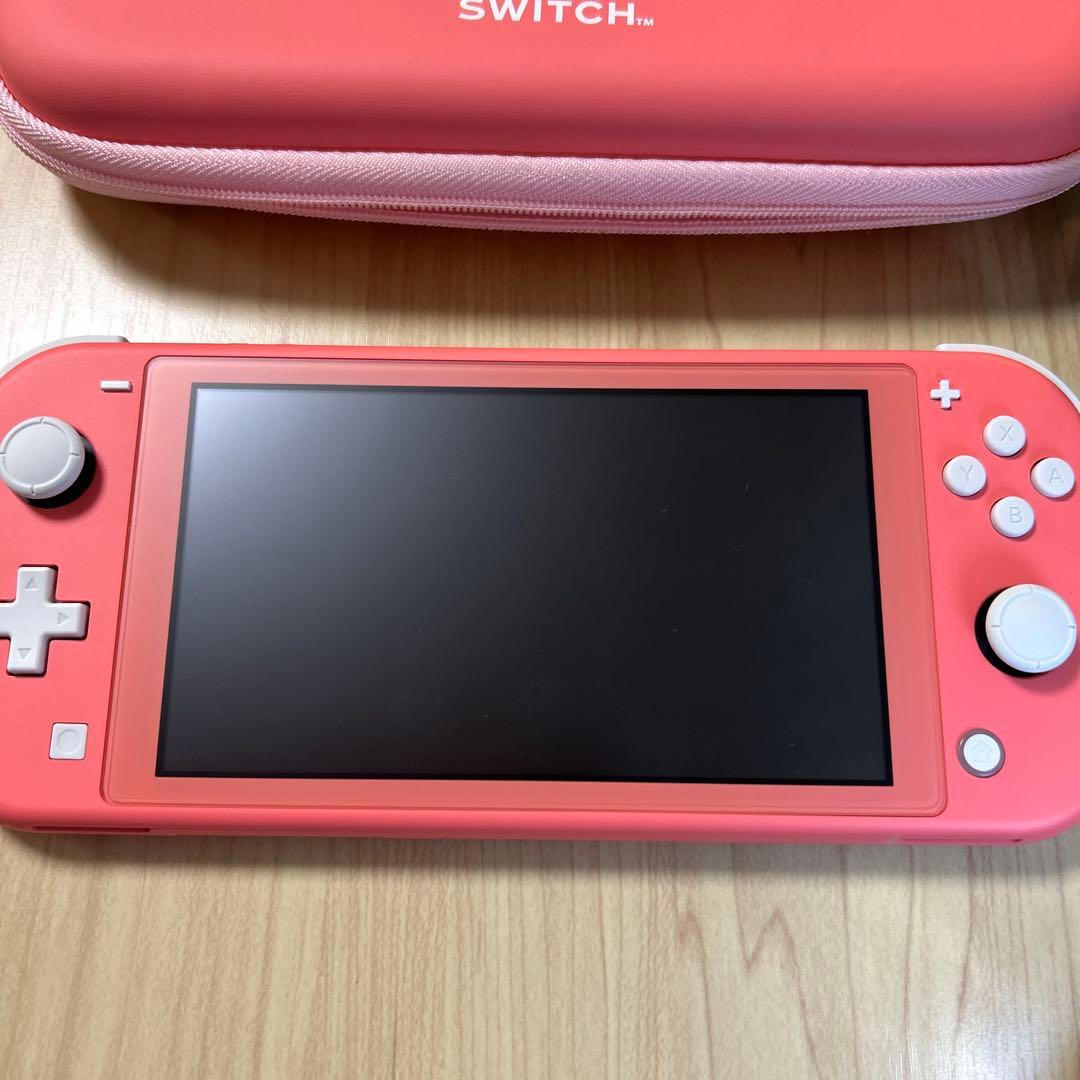 Nintendo Switch Lite コーラル 本体 ケースと充電器付き
