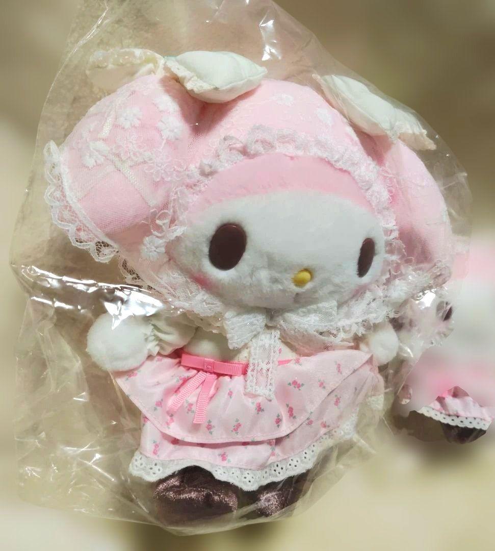 新品　マイメロディ　ぬいぐるみ　マスコットホルダー　２点　フォレストレース