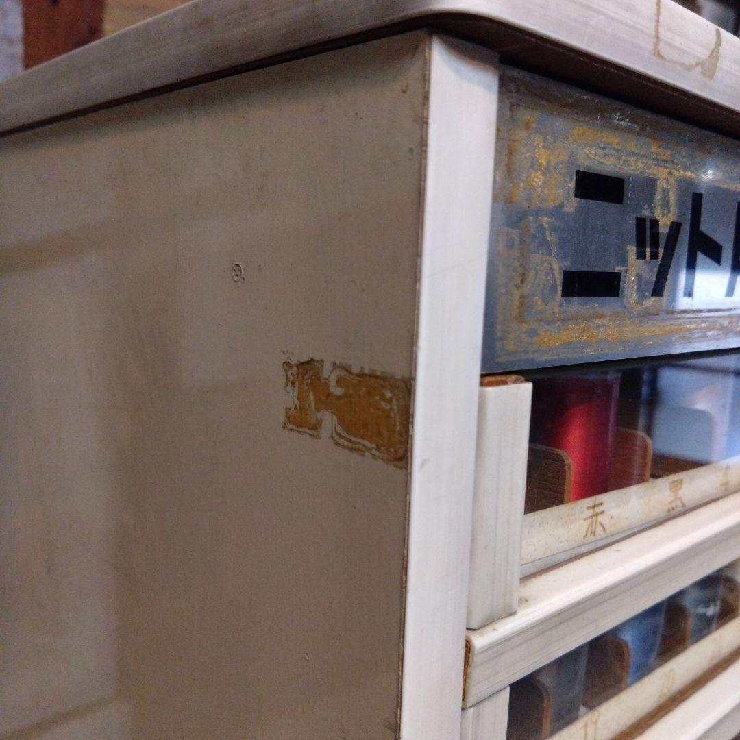 アンティーク※ミシン糸が入ってる引き出し