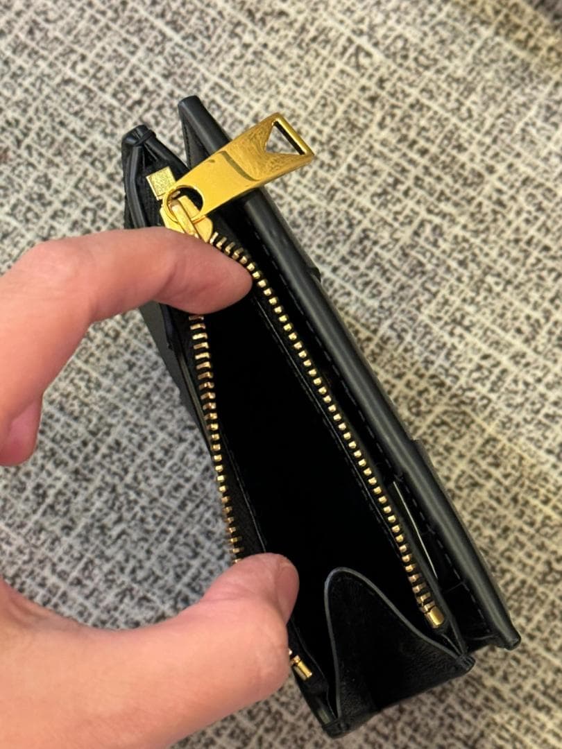 ボッテガヴェネタ コンパクト財布 ブラック レザー 箱・保存袋付き