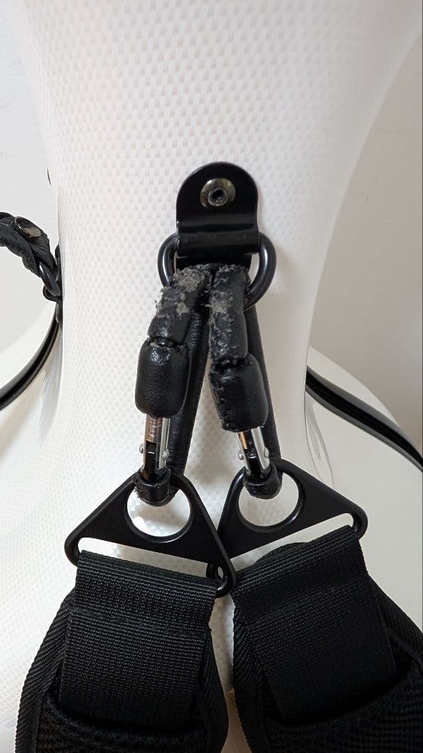 チェロ用ハードケース カーボンマック CFC-3 白 艶あり