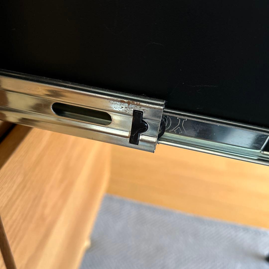 ISSEIKI リビングボード　キャビネット