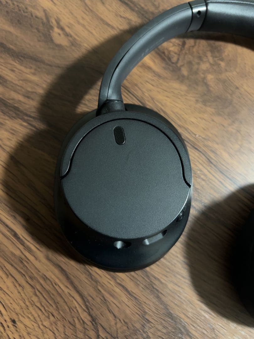 SONY ワイヤレスノイズキャンセリング　ヘッドホン WH-CH720N