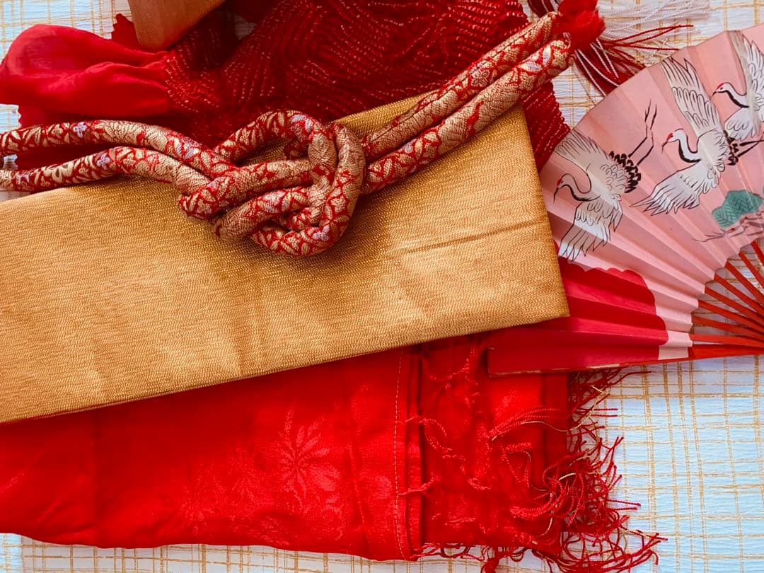 七五三　3歳から5歳の女の子のお支度　お着物は7歳用　はこせこ草履巾着