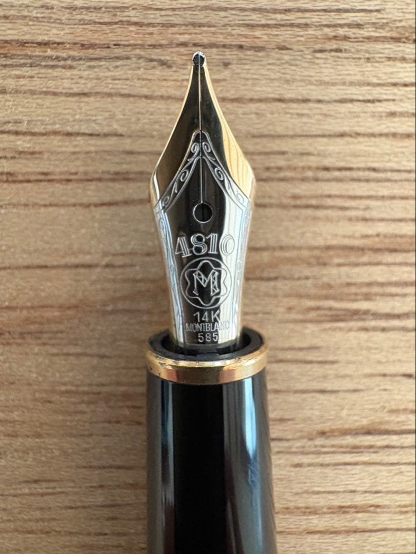 MONTBLANC モンブラン　MEISTERSTUCK 万年筆