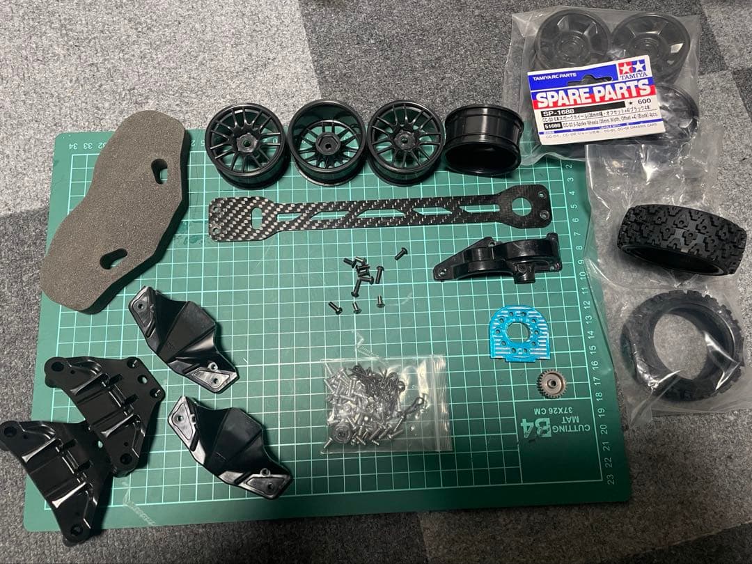 タミヤ　TT02 TYPE-Sシャーシ スバル　インプレッサ　ボディ