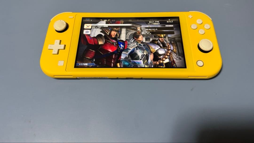 Nintendo Switch Lite イエロー美品