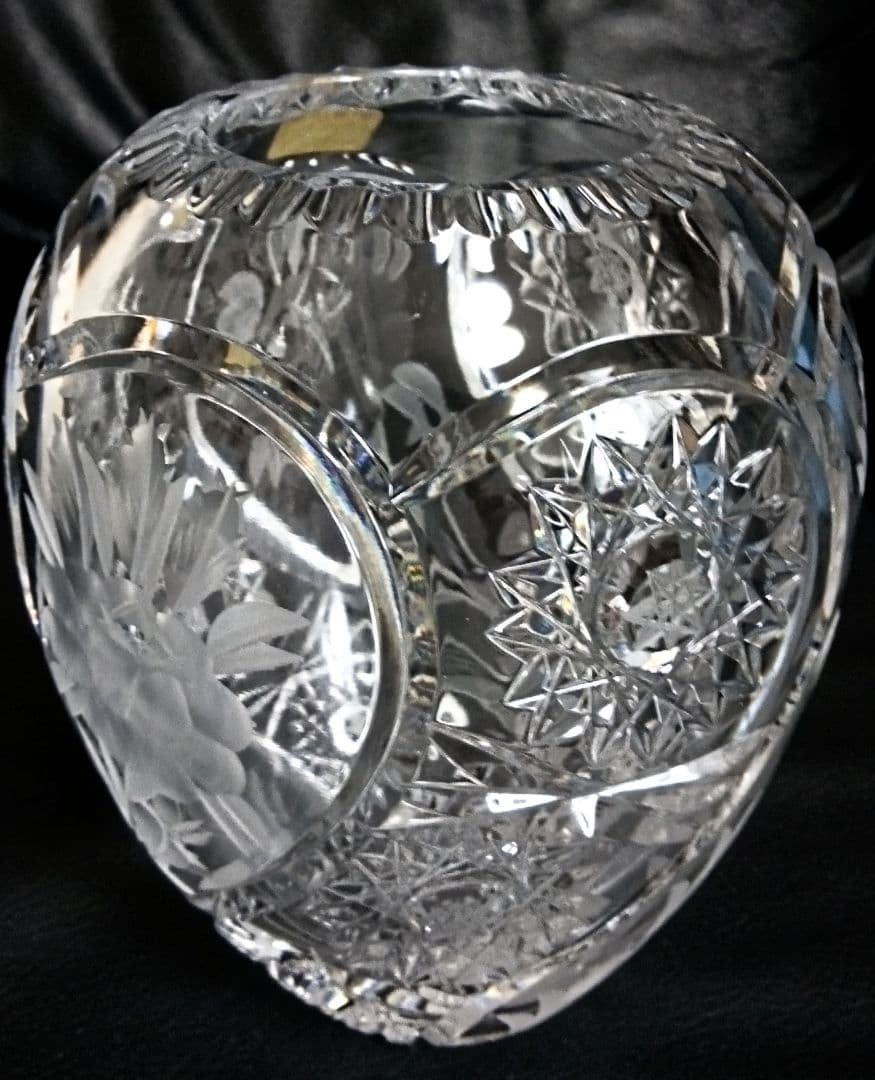 花瓶　クリスタルガラス　フラワーベース　ドイツ製