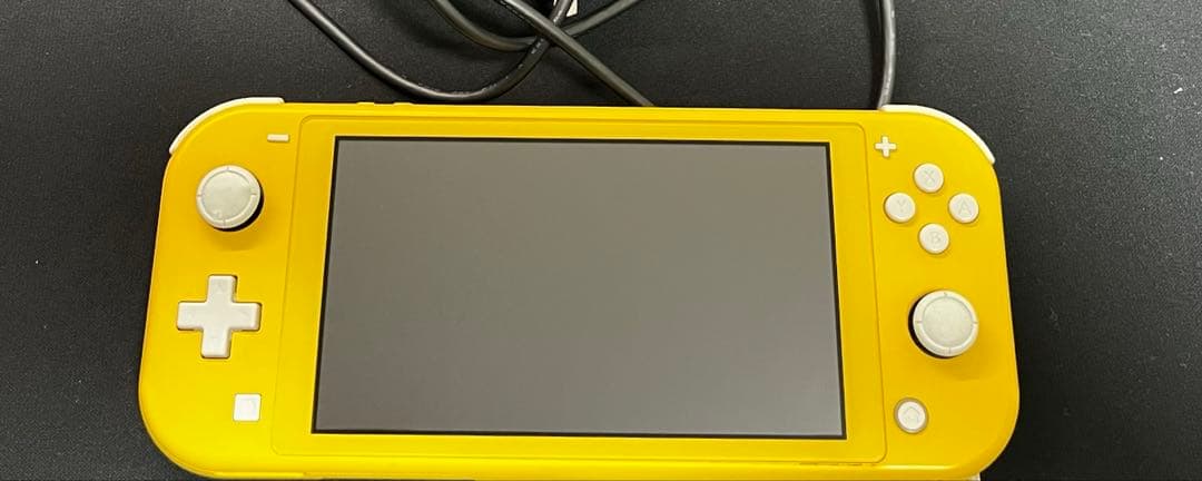 L*s様 Nintendo Switch light イエロー