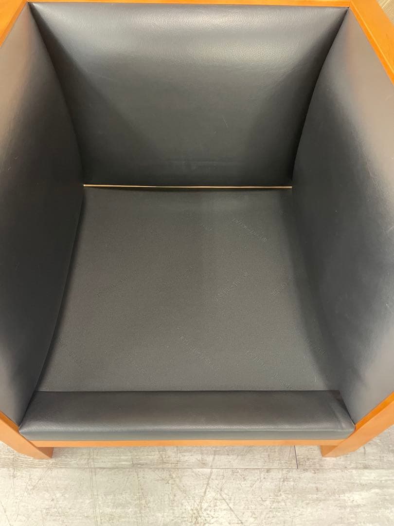 フィリップ・ユーレル Cassina カッシーナ アームチェア ①