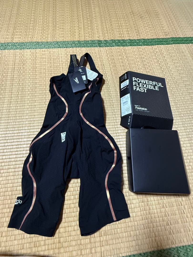 新品　スピード　高速水着　競泳水着　LZR PURE INTENT S