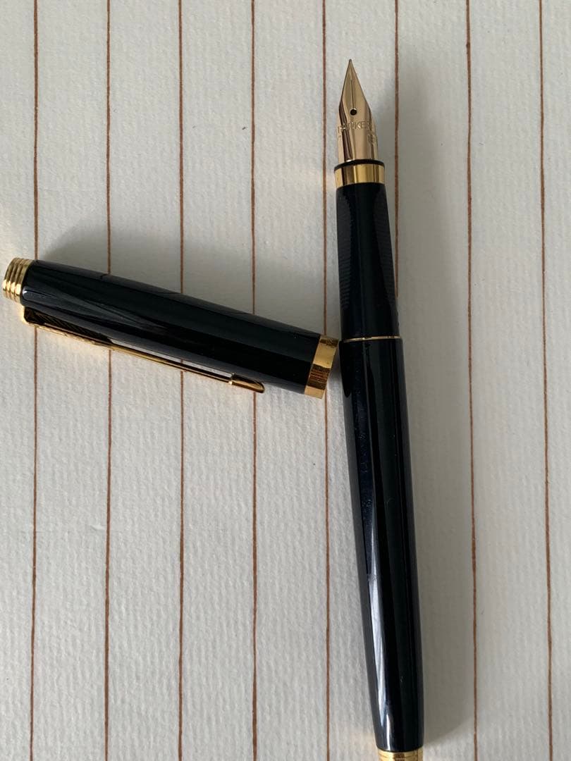パーカー75 ブラック 14Kペン先 万年筆 ケース付き
